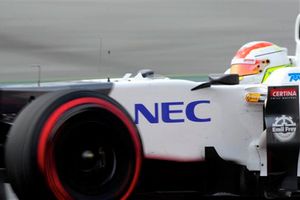 Checo termina 15 en P1 de Melbourne