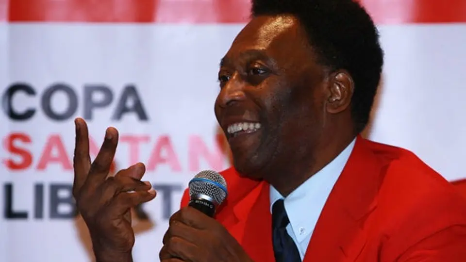 Se habla mucho del Barça, pero mi Santos pudo dominar el mundo: Pelé