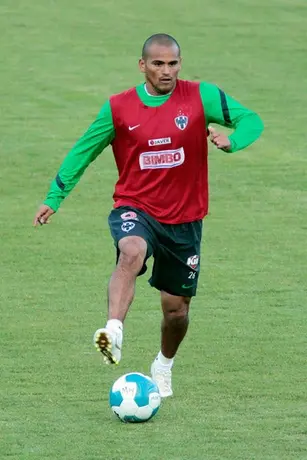 Pongo lo que sea por Chupete: Rodrigo Millar