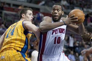 Ayón consigue cinco puntos en nueva derrota de Hornets