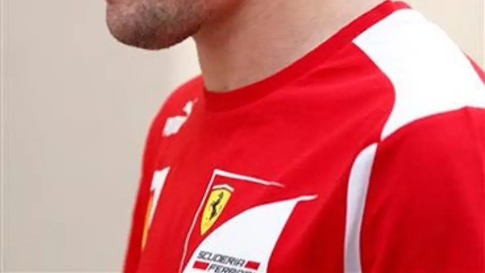 Alonso ironiza 'impunidad' de Rosberg
