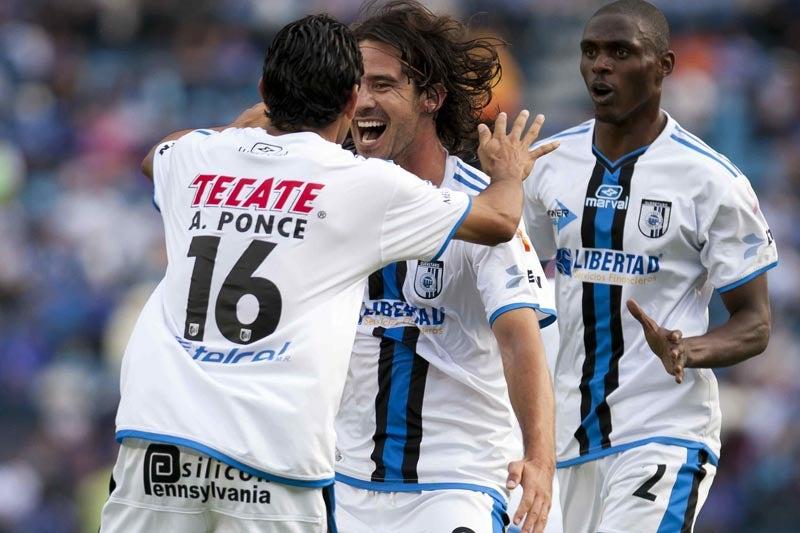 Gallos celebró 2-1 ante La Máquina. FOTO:MEXSPORT