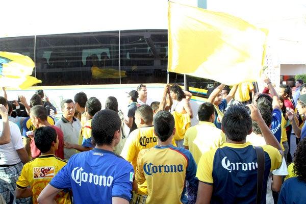 Ya se respira el ambiente de Clásico. FOTO: EVA BECERRA