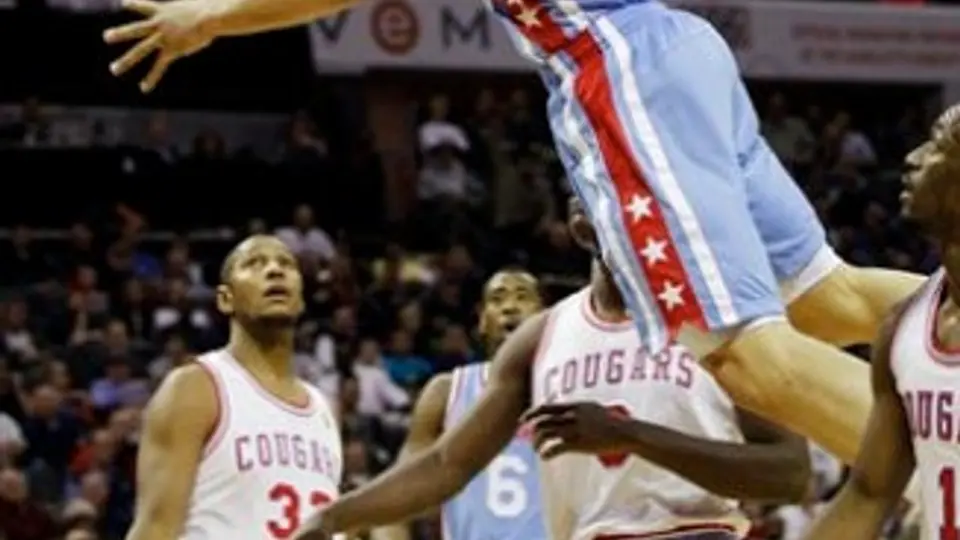 Clippers vence claramente 111-86 a Bobcats