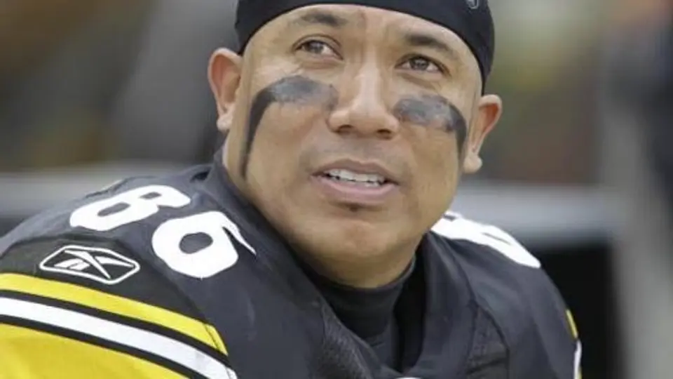 Pittsburgh deja en libertad a Hines Ward