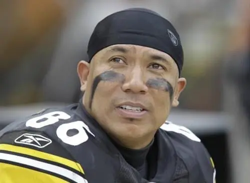 Pittsburgh deja en libertad a Hines Ward