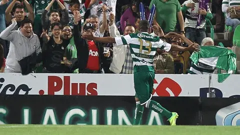 Santos se afianza en la cima tras doblegar a Pumas