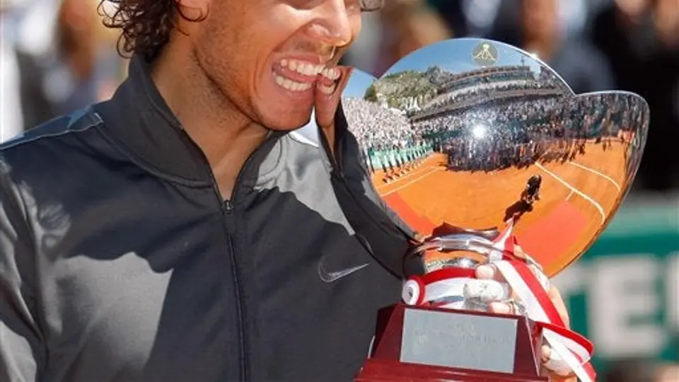 Nadal vence a Djokovic y se queda con el Masters de Montecarlo