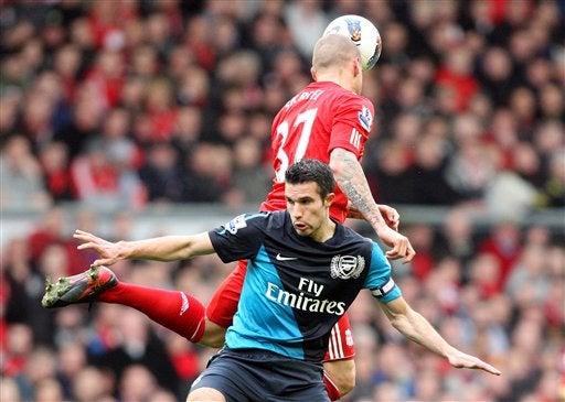 Arsenal no bajó los brazos. FOTO: AP