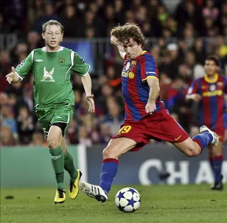 Barcelona negocia venta de Maxwell con PSG