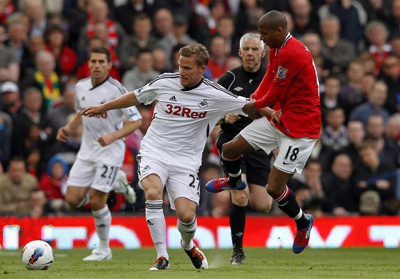 Los Res Devils derrotaron al Swansea 2-0 | EFE