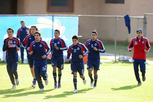Chivas quiere ser el conjunto más joven en ganar el campeonato