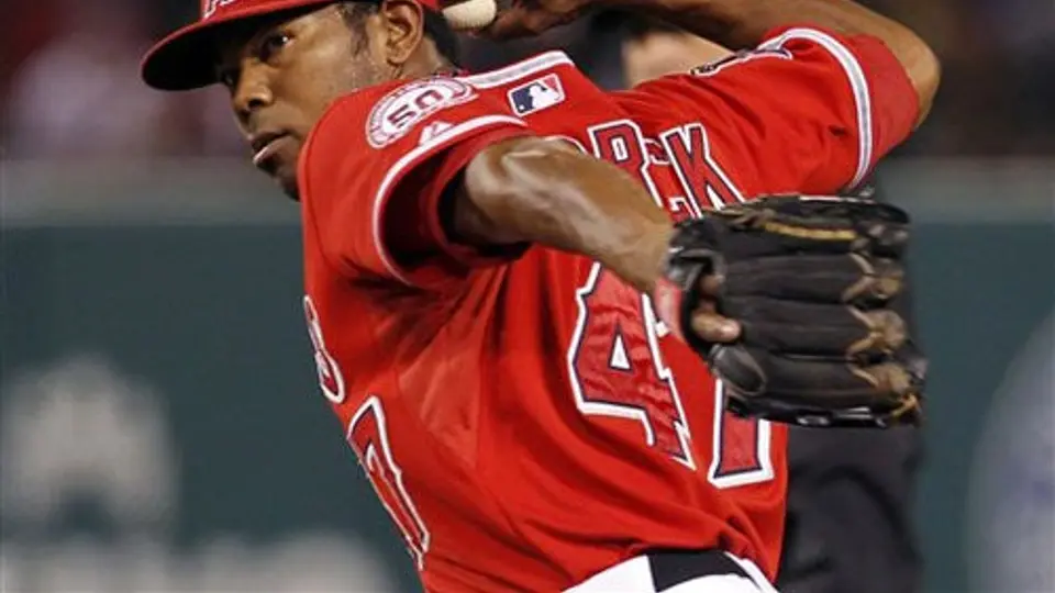 Kendrick permanecerá con Angelinos