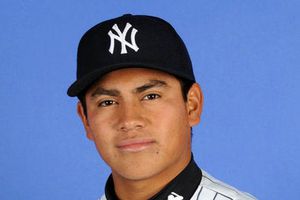 El ex pelotero sultán, Manny Bañuelos fue apaleado en la derrota de Yanquis