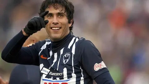 Urdiales abre las puertas a que Chivas pueda comprar a De Nigris