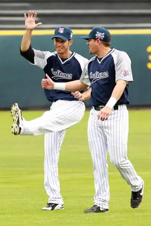 Sultanes tuvo cobijo de la afición en el interescuadras