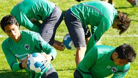 Monterrey regresó a los entrenamientos sin Chupete