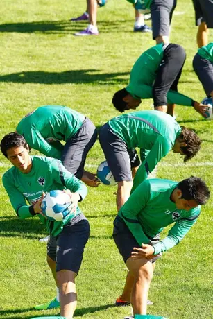 Monterrey regresó a los entrenamientos sin Chupete