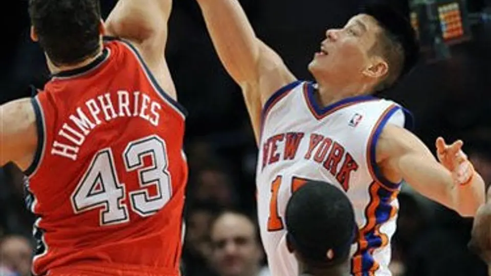 Knicks superan a Nets 99-92