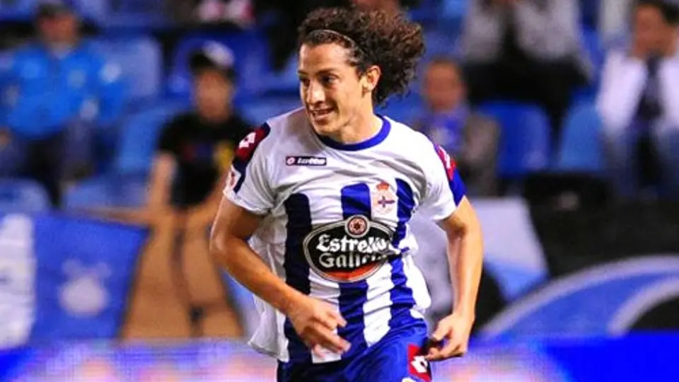 Guardado brinda asistencia de gol en victoria del Depor