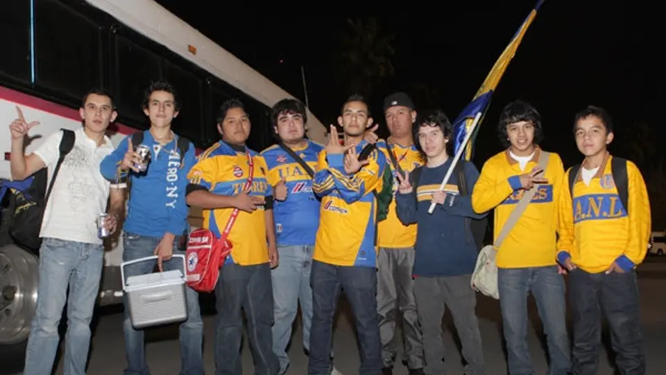 Primera invasión'  felina del Clausura 2012