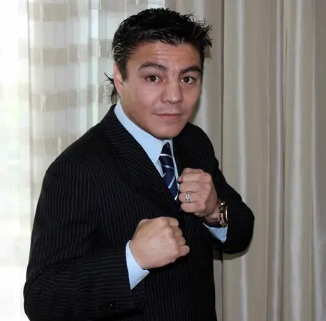 'Travieso' desafiará al ganador de Donaire y Vázquez Jr.