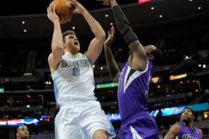 Los Nuggets aplastaron 110-83 a los Kings de Sacramento