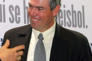 'Rocket' Valdez se retira del beisbol