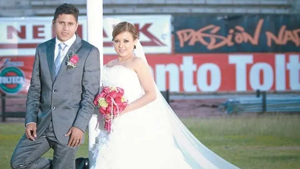Cata Domínguez contrae matrimonio religioso con su pareja Priscilla