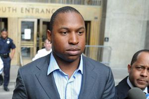 MLB suspende a Young por 7 juegos