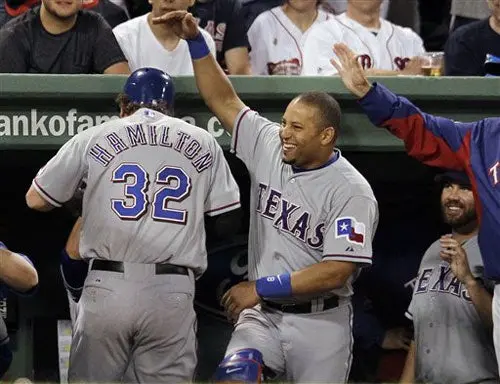 Rangers apalean a Medias Rojas