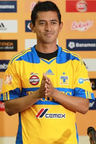 Elías Hernández fue presentado oficialmente por Tigres