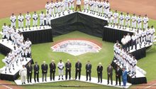 Sultanes posan para la foto oficial de la temporada