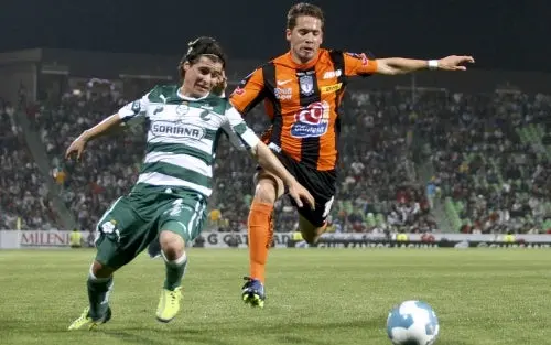 Santos y Pachuca empatan a cero en su debut en el C2012