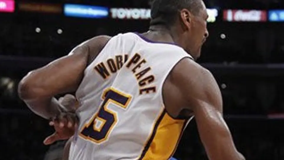 World Peace, suspendido por 7 partidos