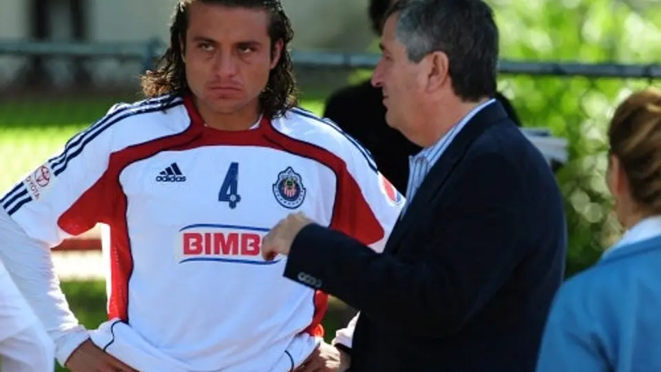 Chivas ofrece proyecto vitalicio a Reynoso