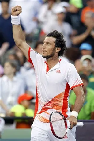 Mónaco vence a Roddick y avanza a Cuartos en Miami