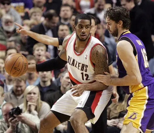 Portland se impone cómodamente a Lakers 107-96