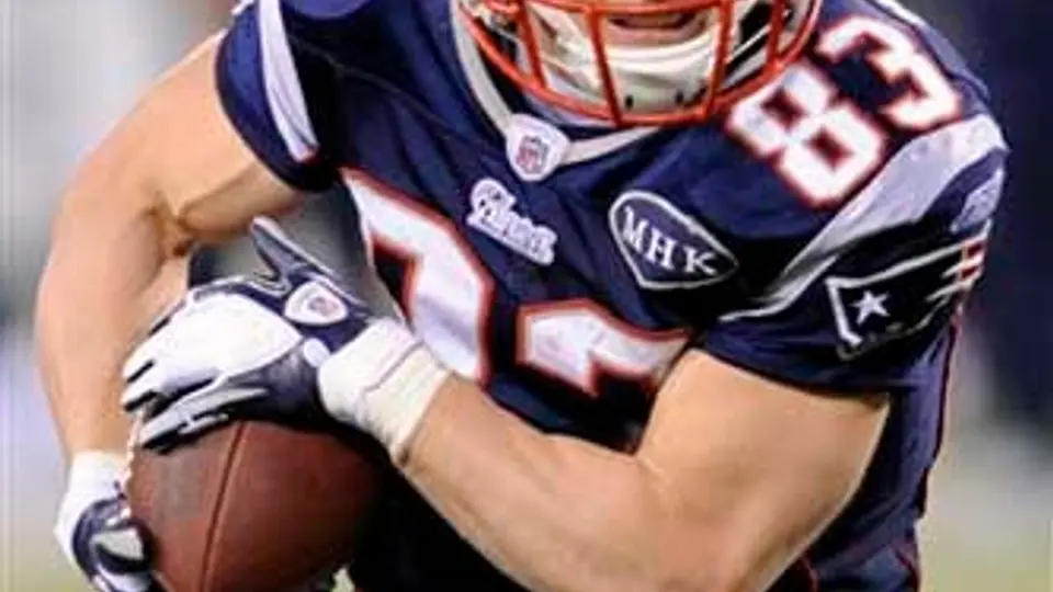 La NFL establece tope salarial 2012 en 120.6 millones de dólares