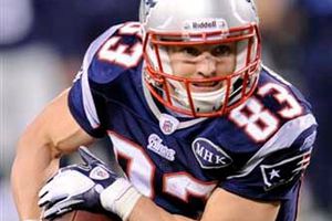 La NFL establece tope salarial 2012 en 120.6 millones de dólares