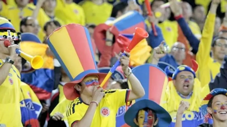 Colombia contrató un chamán para que no lloviera en el mundial