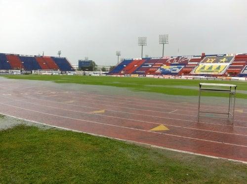 La cancha del Andrés Quintana Roo está inundada (FOTO: JORGE JARAMILLO)
