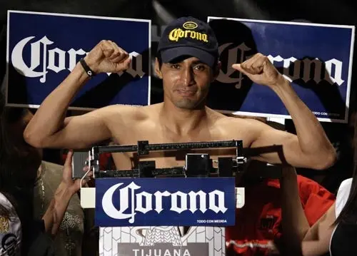 Terrible se 'calienta' en conferencia de prensa