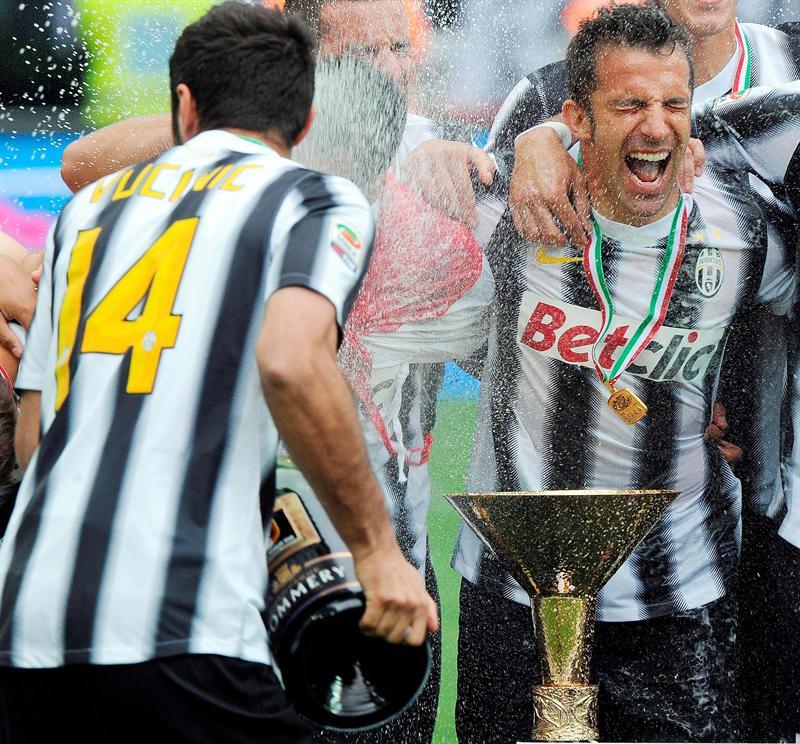 El festejo emotivo | EFE