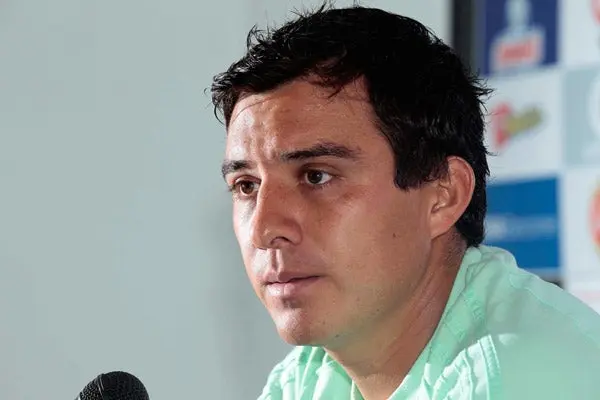 Lucho ve obligatorio ganar en Morelia