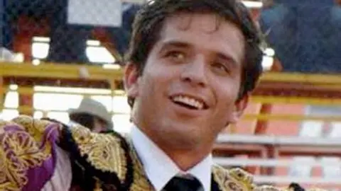 El Chihuahua' triunfó en la Plaza México