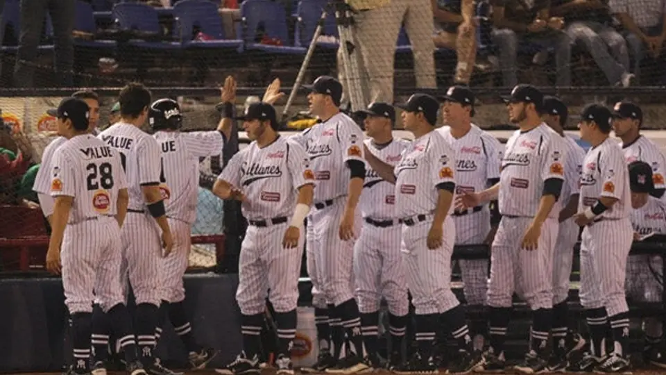 Sultanes sale victorioso ante los Broncos de Reynosa