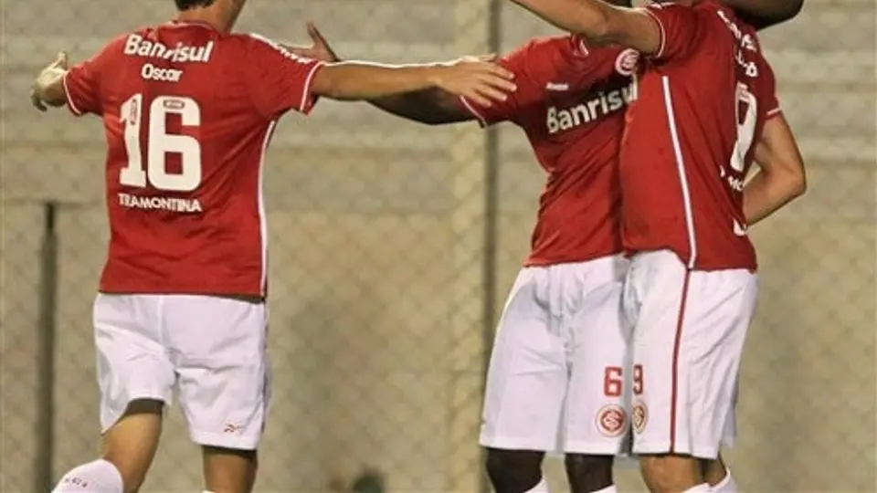 Internacional vence 1-0 al Once Caldas