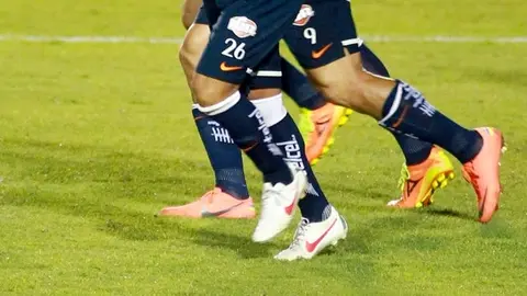 Suazo impone récord goleador en finales