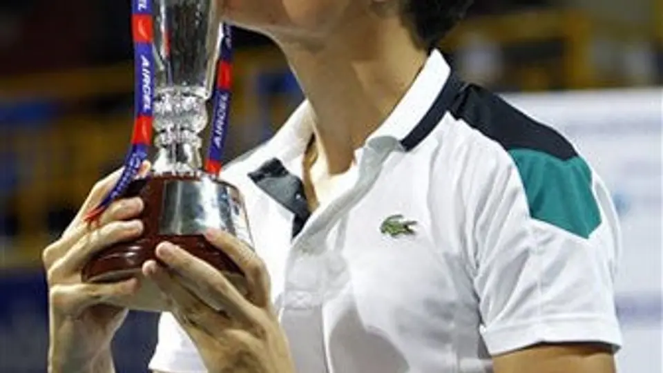 Raonic vence a Tipsarevic en la Final de Chennai